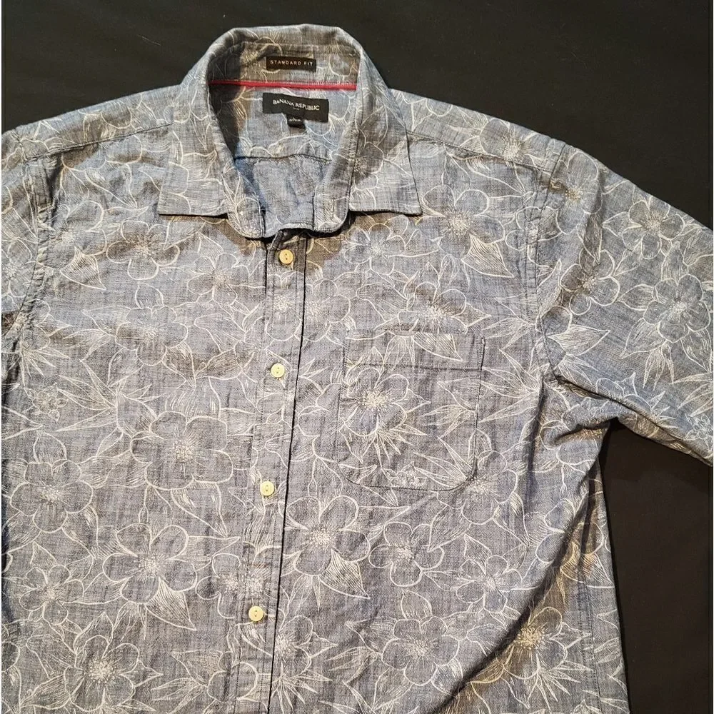 Banana Republic men's large